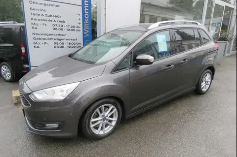 Used FORD GRAND C-MAX Petrol 2017 Ad 