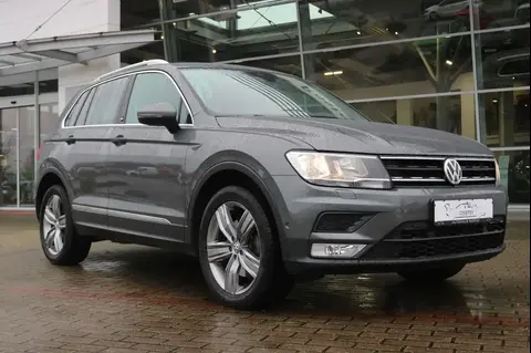 Used VOLKSWAGEN TIGUAN Petrol 2017 Ad 