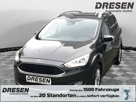 Used FORD GRAND C-MAX Petrol 2019 Ad 