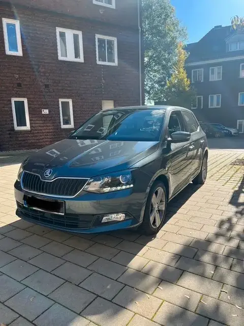 Used SKODA FABIA Petrol 2016 Ad 