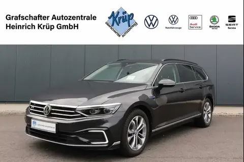 Used VOLKSWAGEN PASSAT Hybrid 2020 Ad 