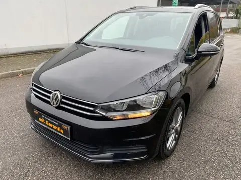 Used VOLKSWAGEN TOURAN Petrol 2019 Ad 