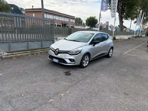 Annonce RENAULT CLIO Essence 2017 d'occasion 