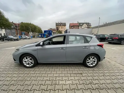 Used TOYOTA AURIS Hybrid 2019 Ad 