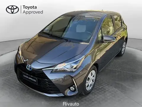 Used TOYOTA YARIS Hybrid 2019 Ad 