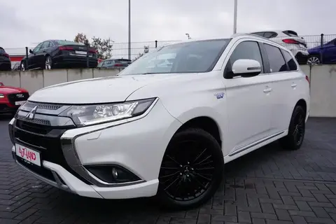 Used MITSUBISHI OUTLANDER Hybrid 2019 Ad 