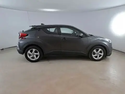 Used TOYOTA C-HR Hybrid 2019 Ad 