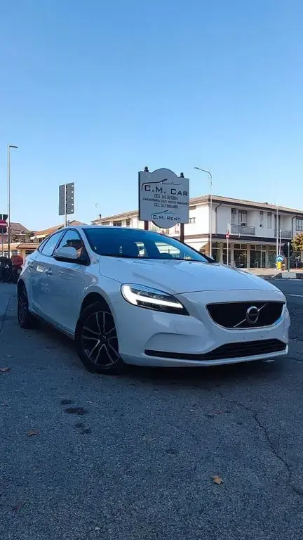 Annonce VOLVO V40 Diesel 2019 d'occasion 