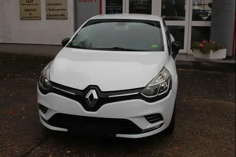 Used RENAULT CLIO Petrol 2017 Ad 