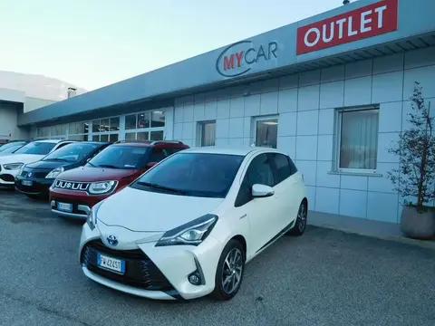 Used TOYOTA YARIS Hybrid 2019 Ad 