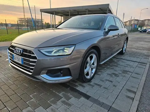 Used AUDI A4 Hybrid 2020 Ad 