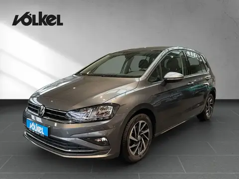 Used VOLKSWAGEN GOLF Petrol 2018 Ad 