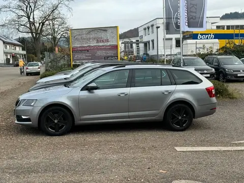 Used SKODA OCTAVIA Diesel 2018 Ad 