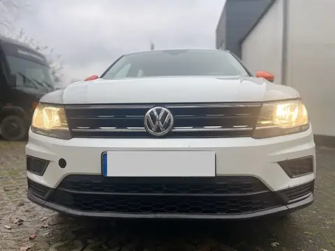 Used VOLKSWAGEN TIGUAN Petrol 2018 Ad 