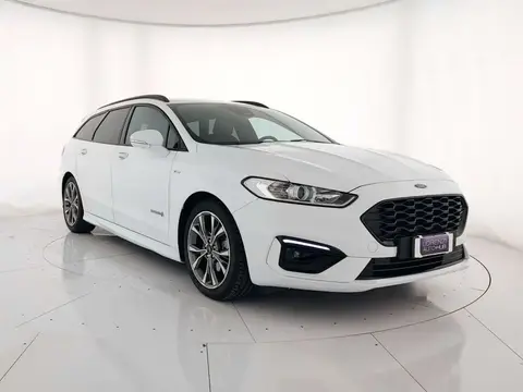 Used FORD MONDEO Hybrid 2020 Ad 