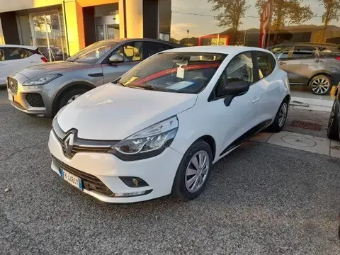 Used RENAULT CLIO Petrol 2017 Ad 