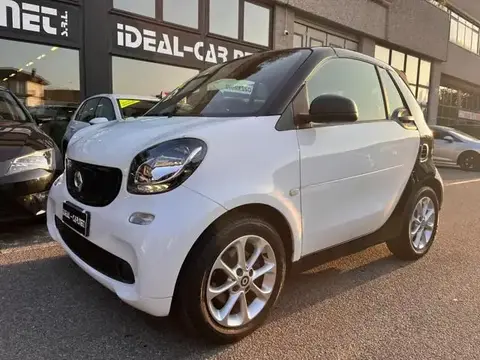 Annonce SMART FORTWO Essence 2017 d'occasion 