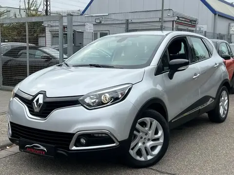 Used RENAULT CAPTUR Petrol 2016 Ad 