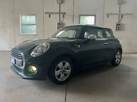 Used MINI ONE Petrol 2016 Ad 