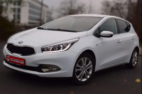 Used KIA CEED Petrol 2015 Ad 