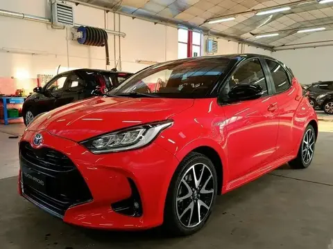 Used TOYOTA YARIS Hybrid 2021 Ad 