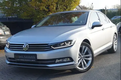 Annonce VOLKSWAGEN PASSAT Essence 2015 d'occasion 