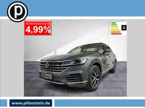 Used VOLKSWAGEN TOUAREG Petrol 2019 Ad 