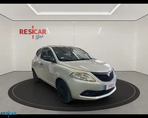 Used LANCIA YPSILON Hybrid 2021 Ad 