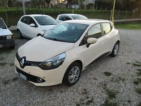 Annonce RENAULT CLIO Essence 2015 d'occasion 