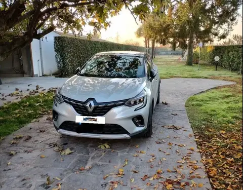 Used RENAULT CAPTUR Hybrid 2021 Ad 