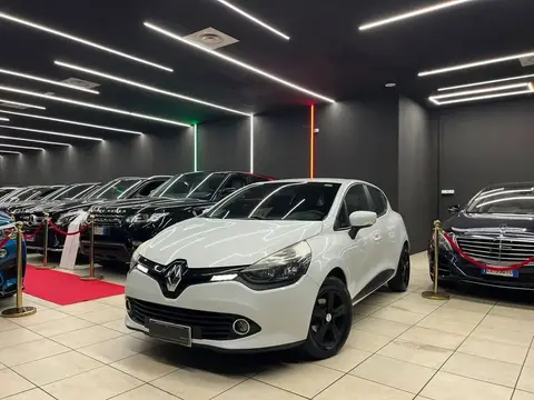 Used RENAULT CLIO LPG 2015 Ad 