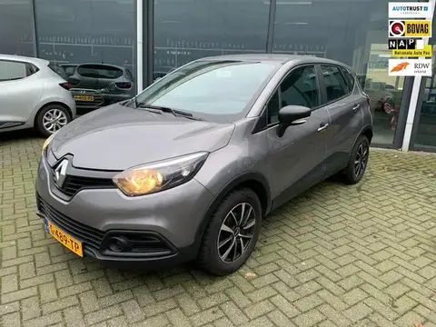 Annonce RENAULT CAPTUR Essence 2016 d'occasion 