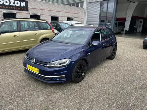 Used VOLKSWAGEN GOLF Petrol 2018 Ad 