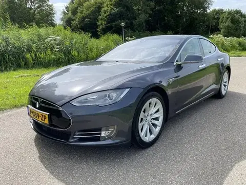 Used TESLA MODEL S Electric 2015 Ad 