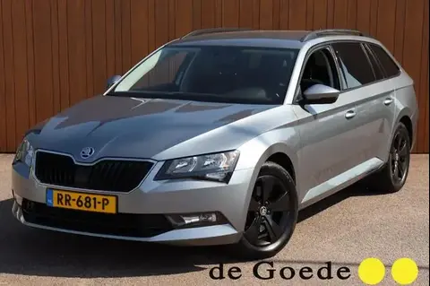 Used SKODA SUPERB Petrol 2018 Ad 