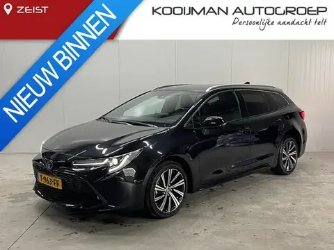 Used TOYOTA COROLLA Hybrid 2022 Ad 