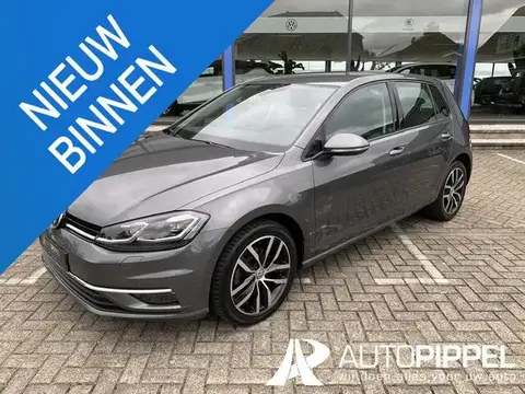 Used VOLKSWAGEN GOLF Petrol 2017 Ad 