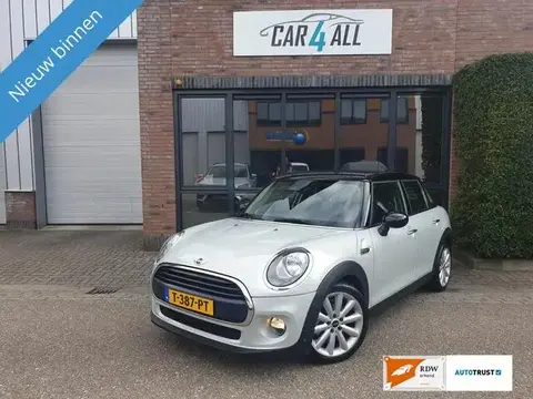 Used MINI COOPER Petrol 2018 Ad 