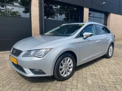 Used SEAT LEON Petrol 2015 Ad 