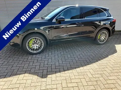 Used PORSCHE CAYENNE Hybrid 2015 Ad 