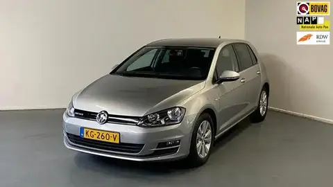 Used VOLKSWAGEN GOLF Petrol 2016 Ad 