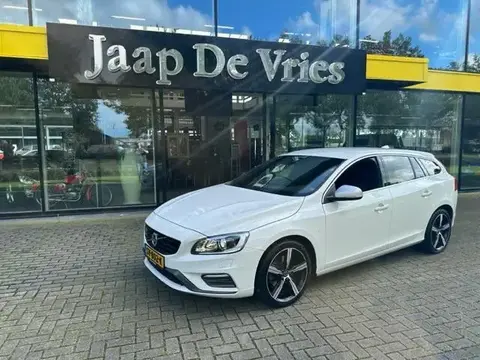 Annonce VOLVO V60 Essence 2018 d'occasion 