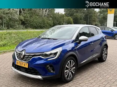 Used RENAULT CAPTUR Hybrid 2022 Ad 