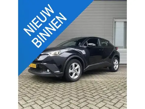 Used TOYOTA C-HR Petrol 2017 Ad 