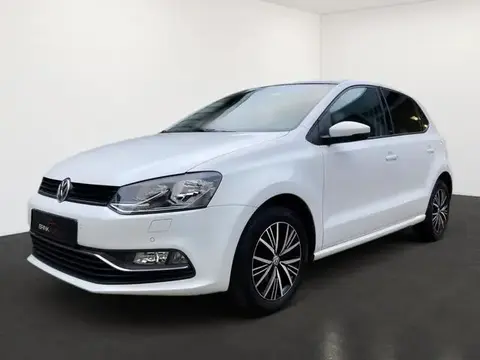 Used VOLKSWAGEN POLO Petrol 2017 Ad 