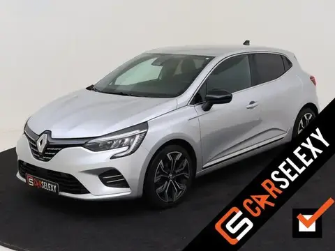 Annonce RENAULT CLIO Essence 2023 d'occasion 