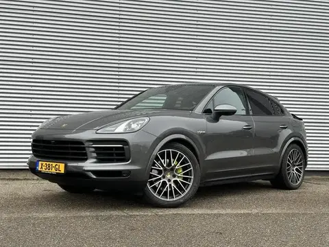 Used PORSCHE CAYENNE Hybrid 2021 Ad 