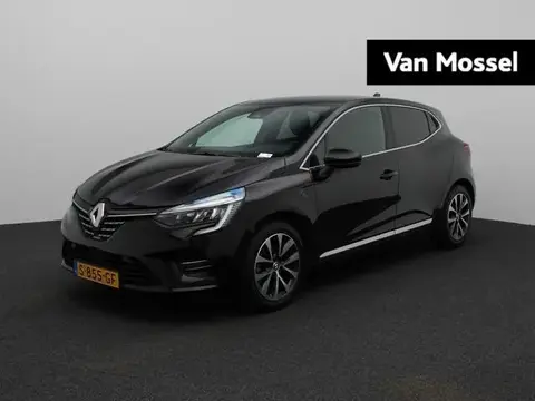 Used RENAULT CLIO Hybrid 2023 Ad 