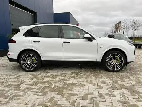 Used PORSCHE CAYENNE Hybrid 2016 Ad 