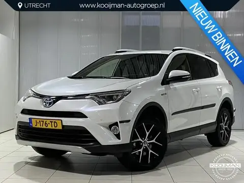 Used TOYOTA RAV4 Hybrid 2016 Ad 